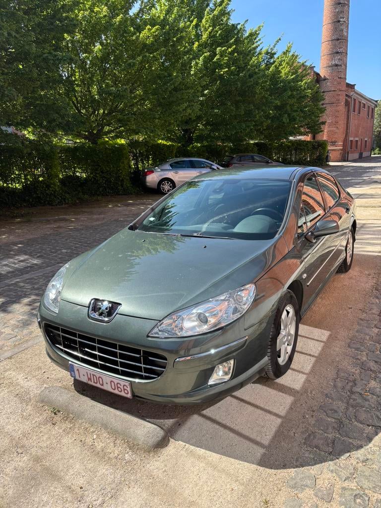 Peugeot 407 well maintained, Autos, Argent ou Gris, Achat, 4 portes, Carnet d'entretien
