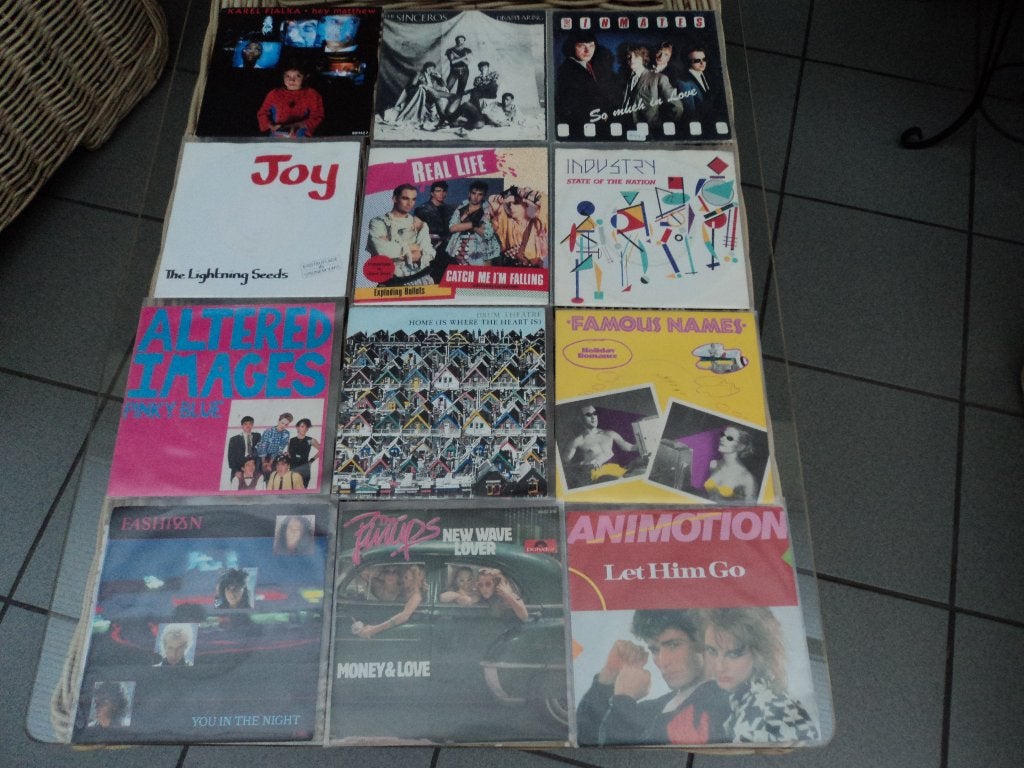 Lot de 12 singles vagues/alternatifs pour 10 euros !, CD & DVD, LP, Enlèvement ou Envoi, Autres genres, Utilisé