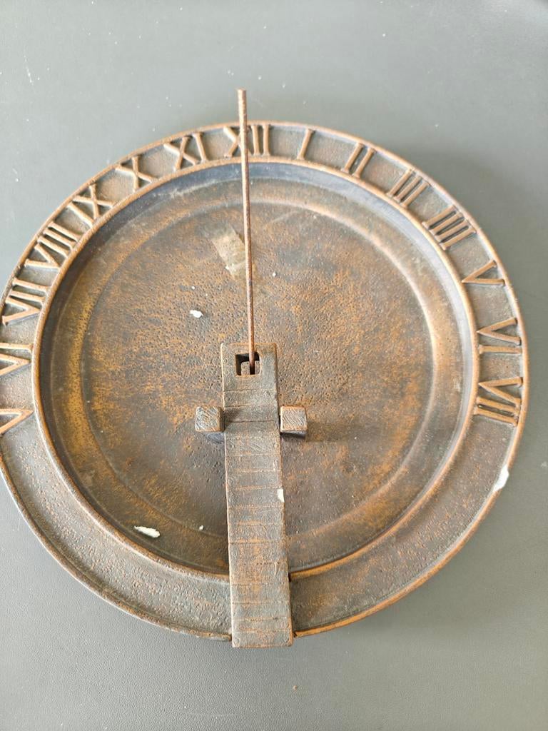 Ancien Cadran solaire, Enlèvement