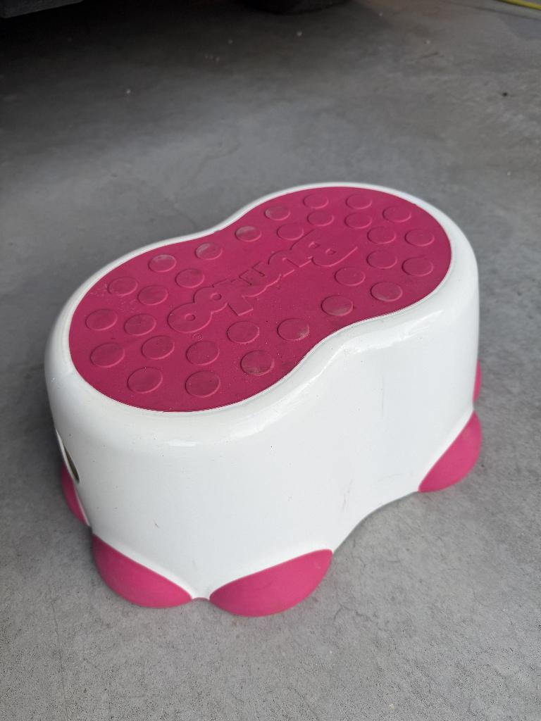 Bumbo - Stepstool Opstapje - Wit/Roze, Kinderen en Baby's, Ophalen, Gebruikt, Overige typen