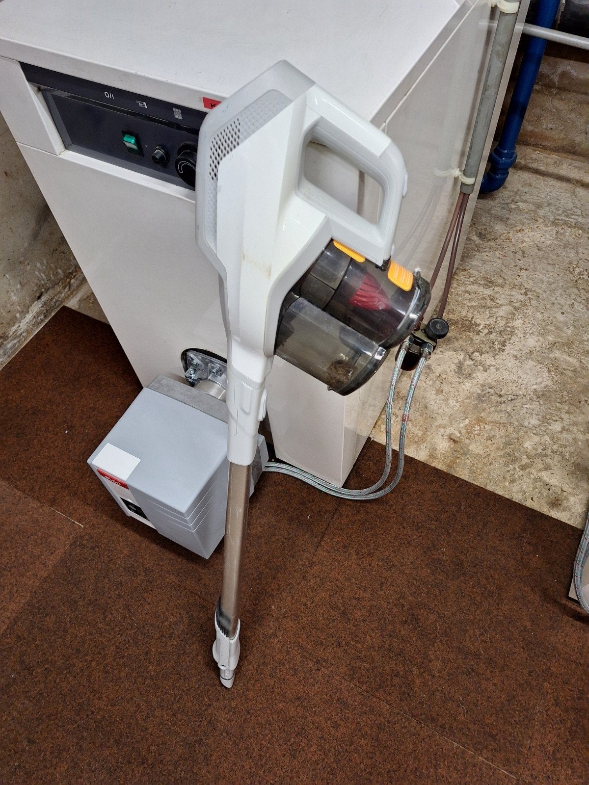 Philips SpeedPro FC6723 – werkt perfect, zonder kop/lader, Ophalen, Draadloos, Zo goed als nieuw, Reservoir