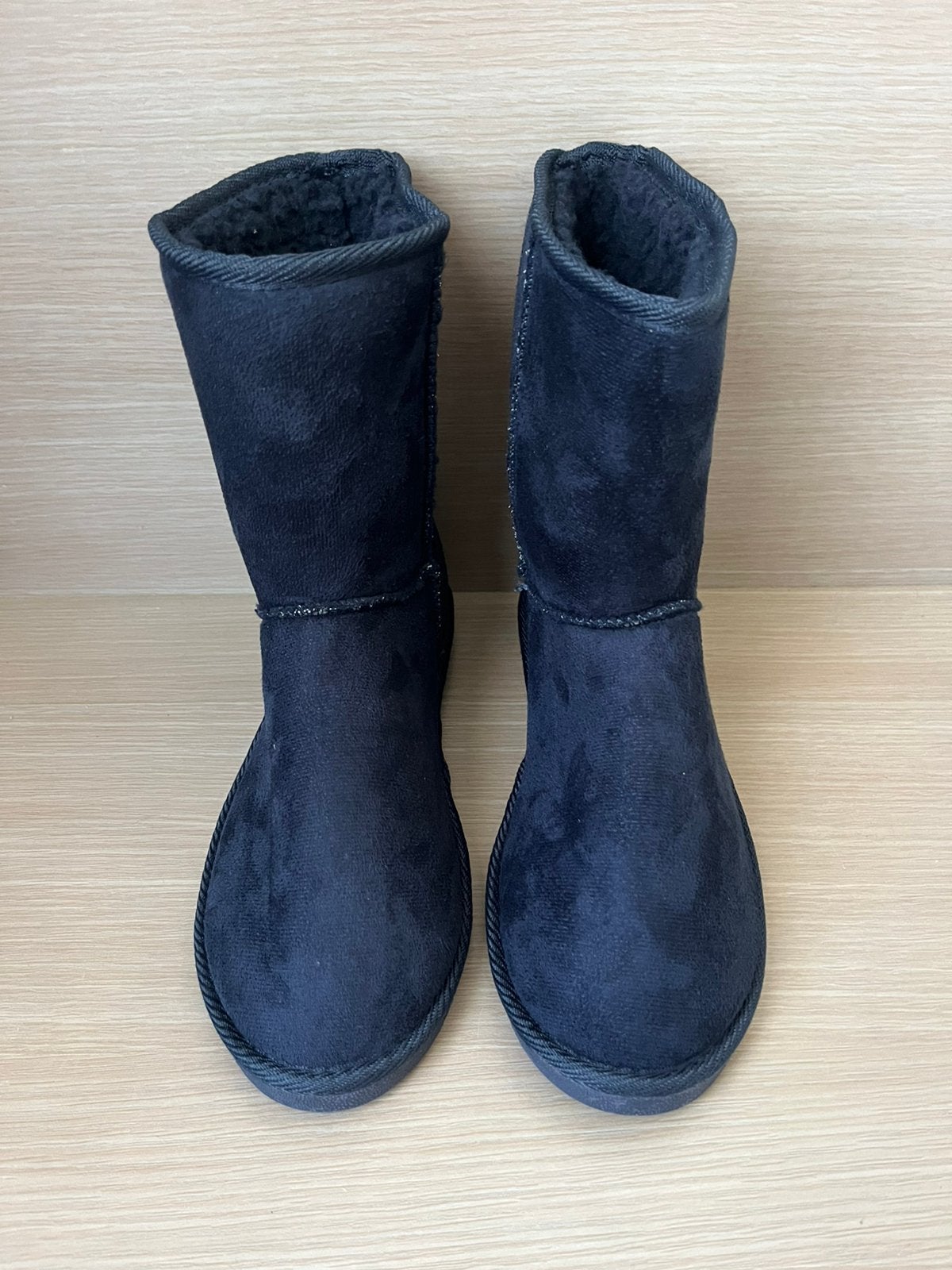 Donkerblauwe snowboots Canadians - maat 39, Vêtements | Femmes, Chaussures, Neuf, Enlèvement ou Envoi, Bottes de neige, Bleu