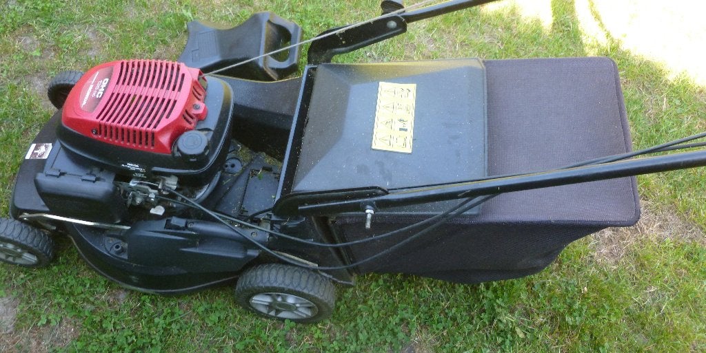 grasmaaier Honda - zelftrekker met mulchplug, Honda, 40 à 49 cm, Enlèvement, Utilisé