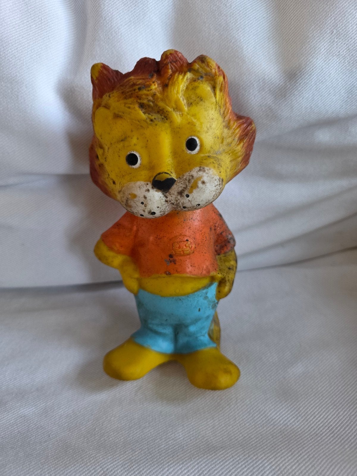 pouët « Titus le petit lion », une figurine vintage en plast, Antiquités & Art, Antiquités | Jouets, Enlèvement ou Envoi