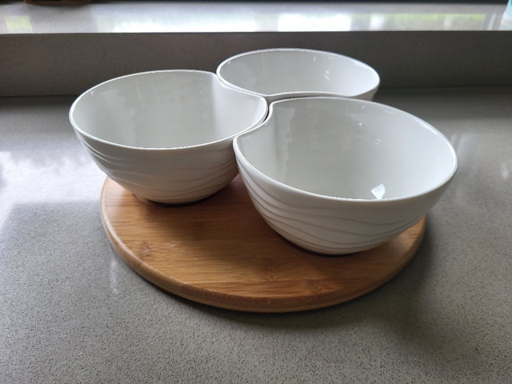 3 mooie schaaltjes met houten onderstel (bamboe), Uni, Poterie, Comme neuf, Enlèvement