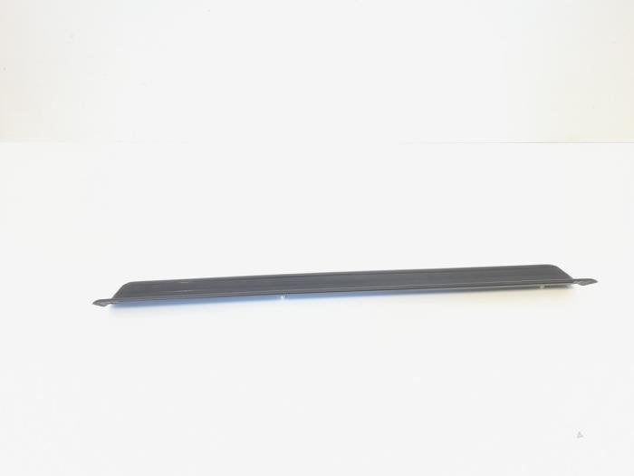 Marche-pied (list de couverture) droite d'un BMW 3-Serie, -, 3 mois de garantie, Utilisé, -