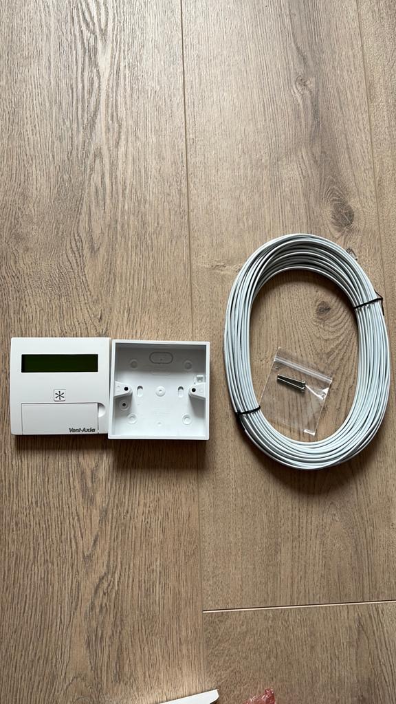 Nieuw Vent-Axia remote controller en kabel, Ophalen of Verzenden, Nieuw