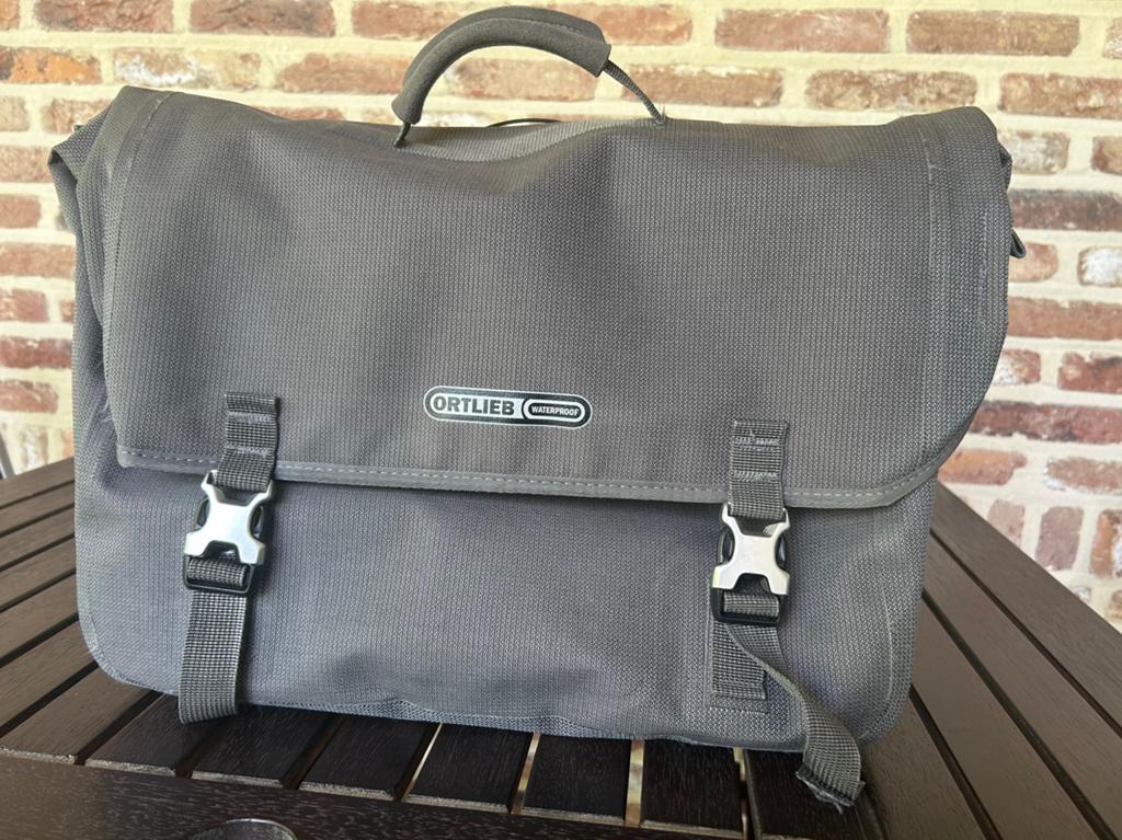 ORTLIEB COMMUTER-BAG URBAN (fietstas), Fietsen en Brommers, Ophalen, Zo goed als nieuw