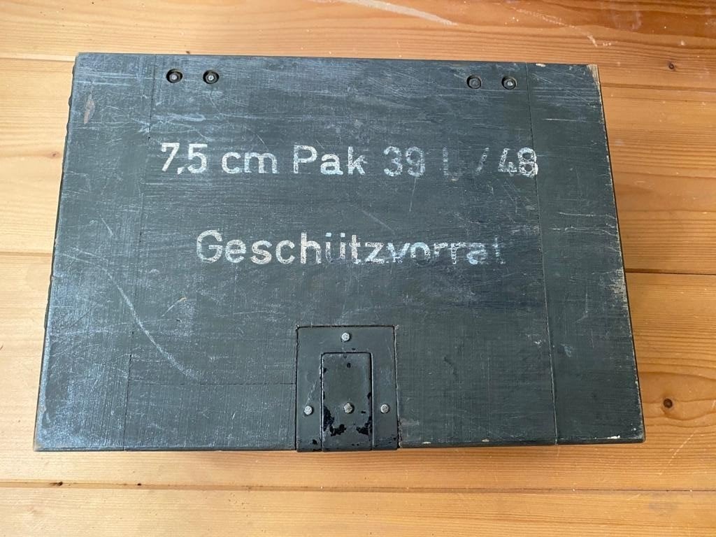 Duitse kist voor onderdelen Pak kanon 7.5cm Pak 39/48, Verzamelen, Ophalen of Verzenden, Landmacht, Kist of Geocache