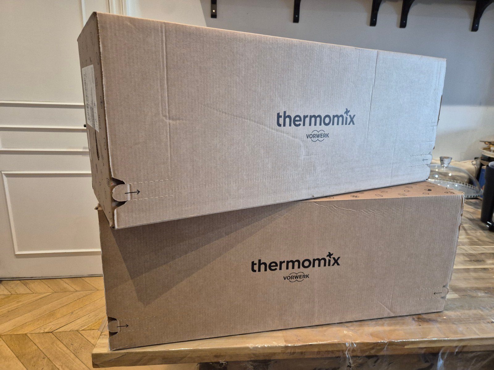 ​Nieuwe Vorwerk Thermomix TM7 gezegeld + 2 jaar garan + fact, Elektronische apparatuur, Keukenmixers, Ophalen, Nieuw, Vaatwasserbestendig
