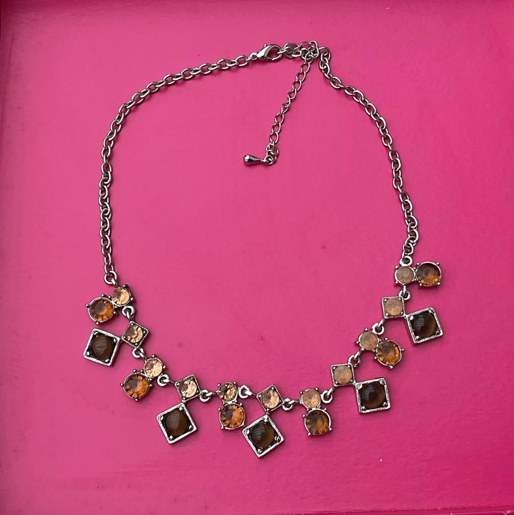Nombreux Bijoux fantaisie, Enlèvement, Utilisé