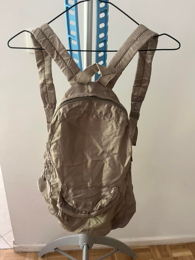 Sac à dos pliable avec sac, Enlèvement, Utilisé, 25 à 40 cm, 45 à 60 cm