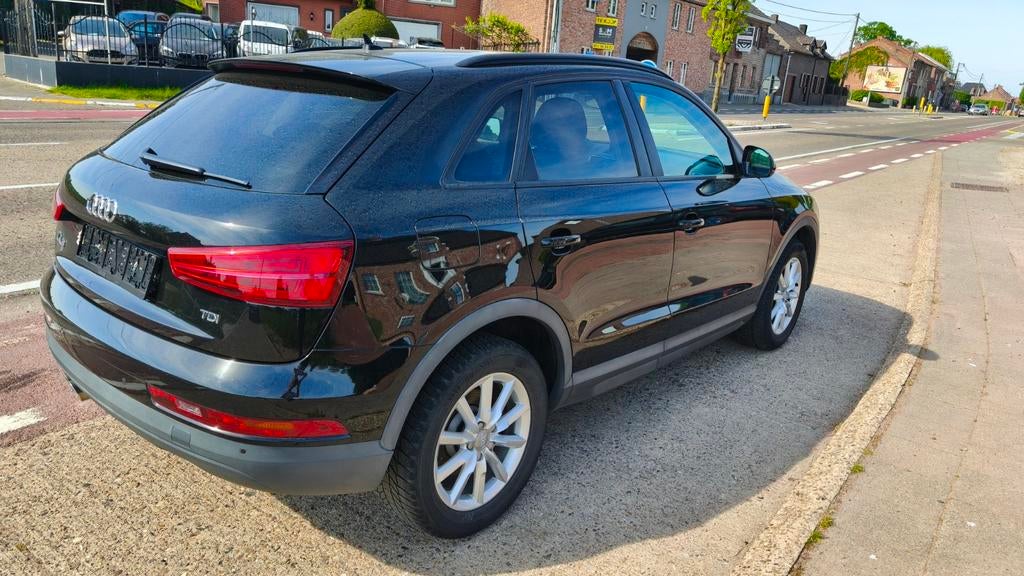 Audi Q3 2.0 TDI 110 kW
Année 2018
(PRIX À L'EXPORTATION), Autos, Audi, Achat, Entreprise, Boîte manuelle, Noir