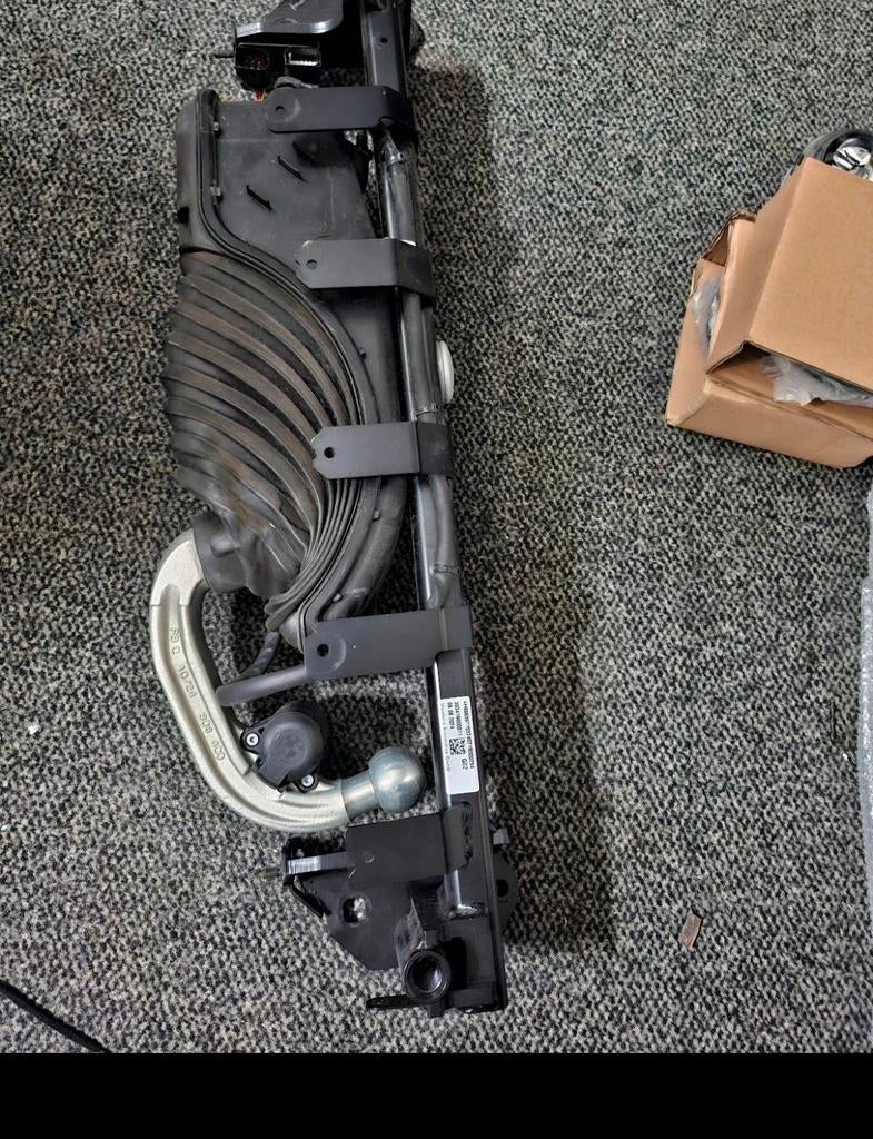 Elektrische wegklapbare zwenkbare trekhaak BMW G02 X4., Auto-onderdelen, Ophalen of Verzenden