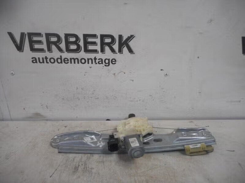 RAAMMECHANIEK ELEK RECHTS ACHTER Focus 3 (bm51-a27000be), Enlèvement ou Envoi, Henry-Ford-Straße 1 50735 Köln, DE, Ford-Werke GmbH