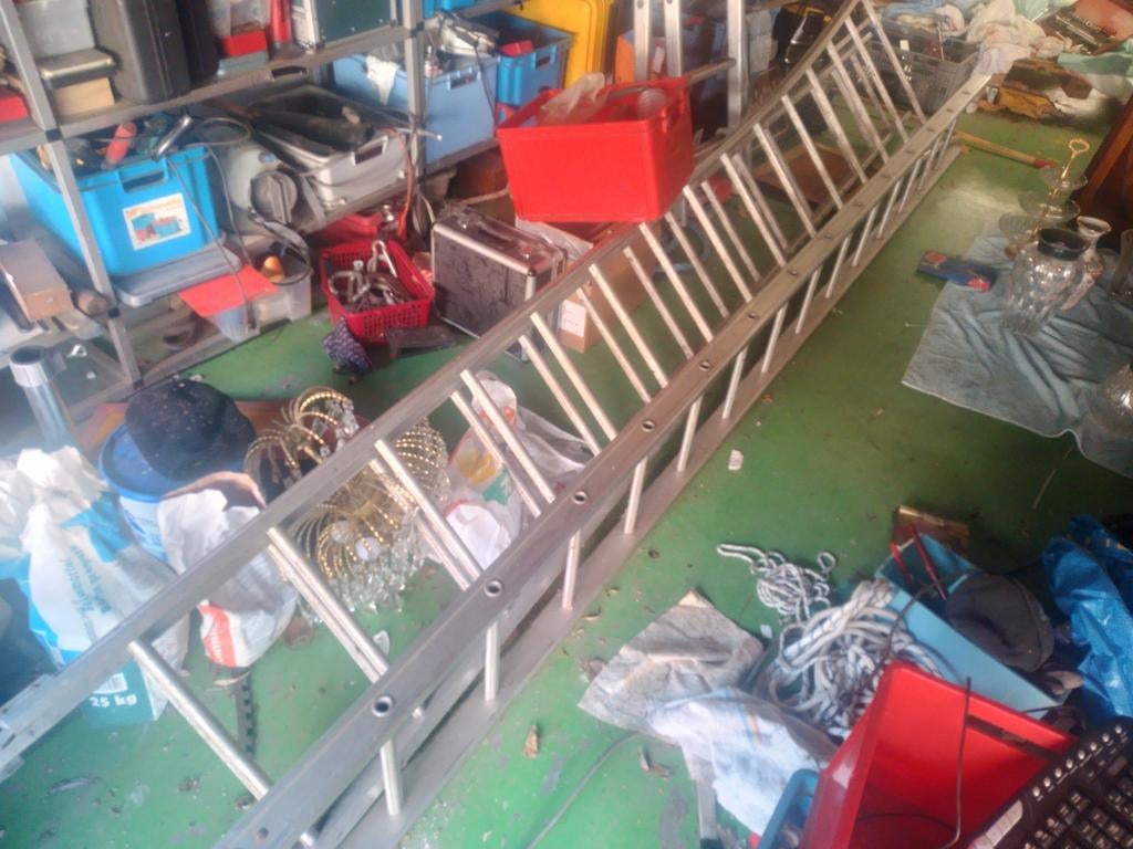 Échelle professionnelle en aluminium en 3 parties, Enlèvement, Échelle
