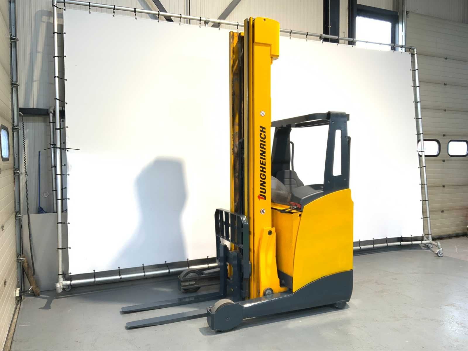 Jungheinrich ETV 214 Triplex - Freelift - Sideshift - 7.7M -, Articles professionnels, Machines & Construction | Chariots élévateurs & Transport interne