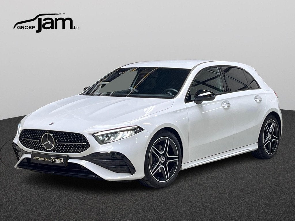 Mercedes-Benz A-klasse 180 AMG Line, Auto's, Mercedes-Benz, Stof, Gebruikt, 4 cilinders, 136 pk