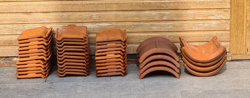 Tuiles de toit et faîtage, Bricolage & Construction, Enlèvement, Tuiles