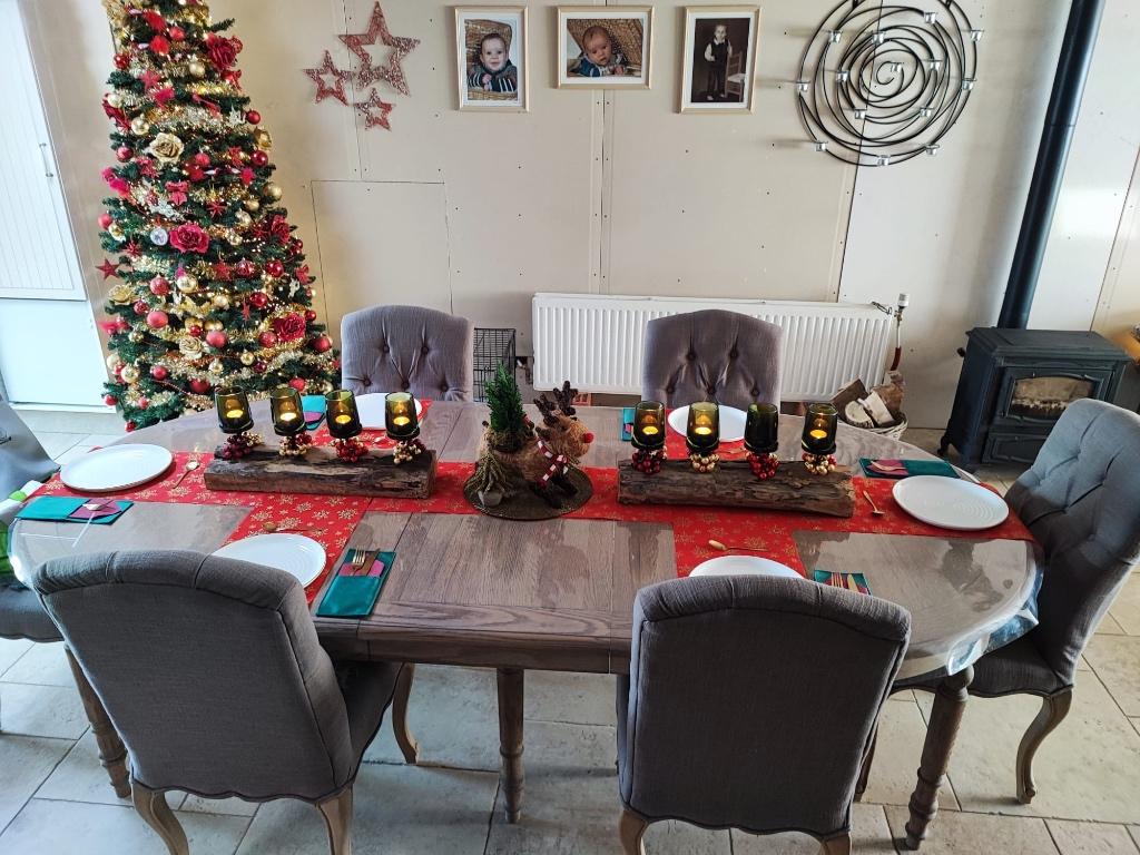 Tafel, Ophalen, Zo goed als nieuw, Eikenhout, 200 cm of meer
