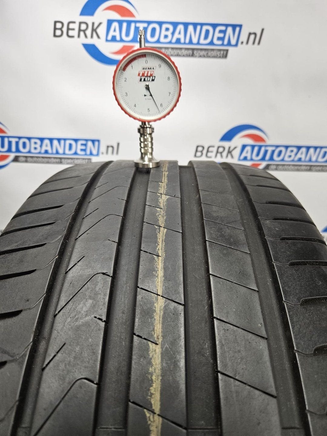 2x Pirelli Cinturato P7 235/40 R18 95Y XL 235/40/18 2354018, Autos : Pièces & Accessoires, Pneus & Jantes, Véhicule de tourisme