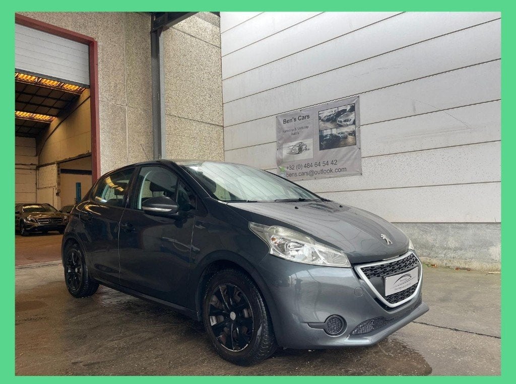 Peugeot 208 1.2i Benzine * Airco *, Autos, Peugeot, Achat, Entreprise, Boîte manuelle, Entretenue par le concessionnaire