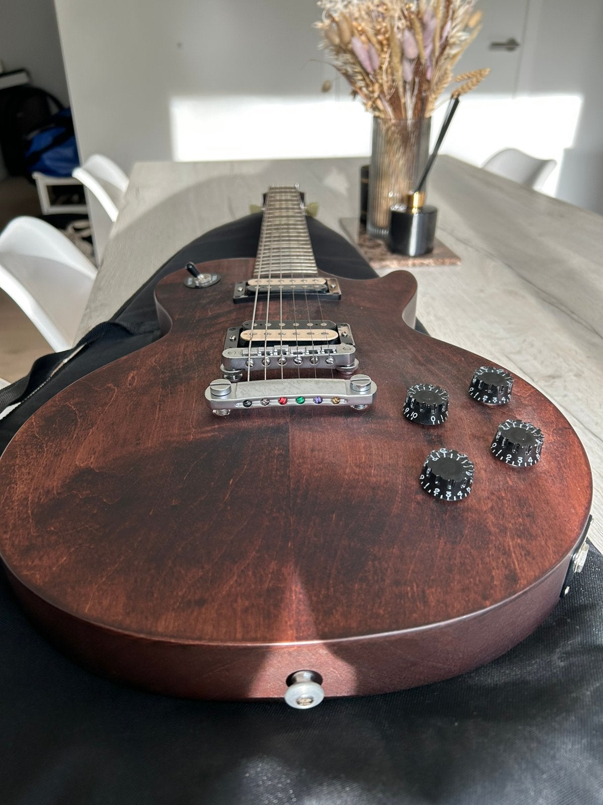 Gibson LPJ - Ltd. edition 120th anniv. - Chocolate Satin, Musique & Instruments, Instruments à corde | Guitares | Électriques