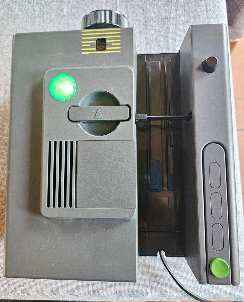 Projecteur de diapositives Reflecta AF 1800, Enlèvement ou Envoi, Utilisé
