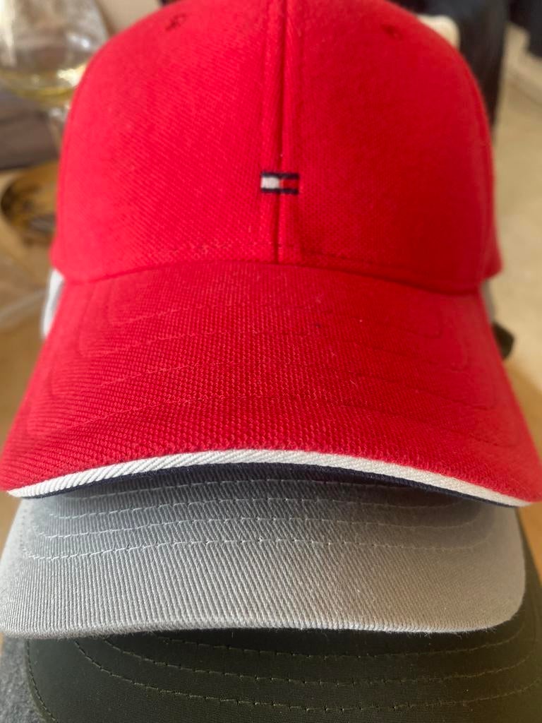 Petten Tommy Hilfiger, Vêtements | Hommes, Envoi, Comme neuf, Casquette