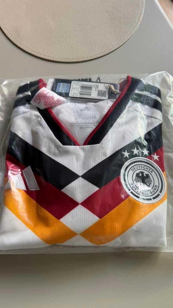 Duits voetbalshirt (thuis), Kinderen en Baby's, Kinderkleding | Maat 176, Ophalen of Verzenden, Nieuw