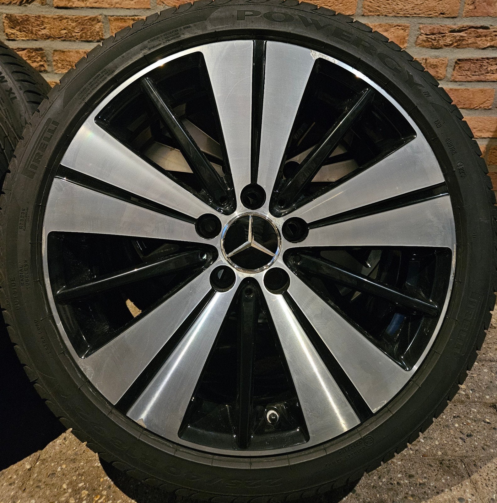 18 inch Mercedes CLA Velgenset 5x112 225-40R18 TPMS 7mm, Ophalen