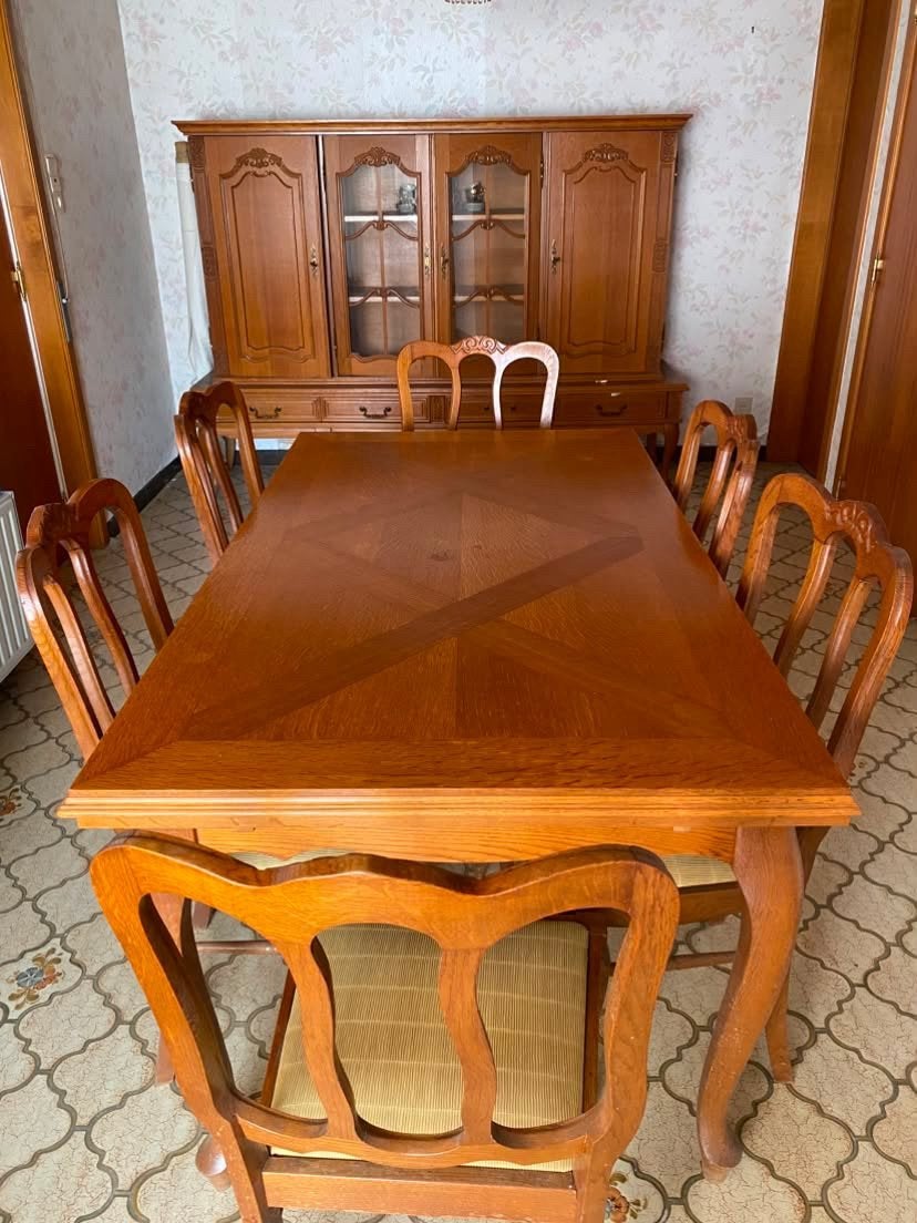 Table et chaises, Enlèvement, Comme neuf