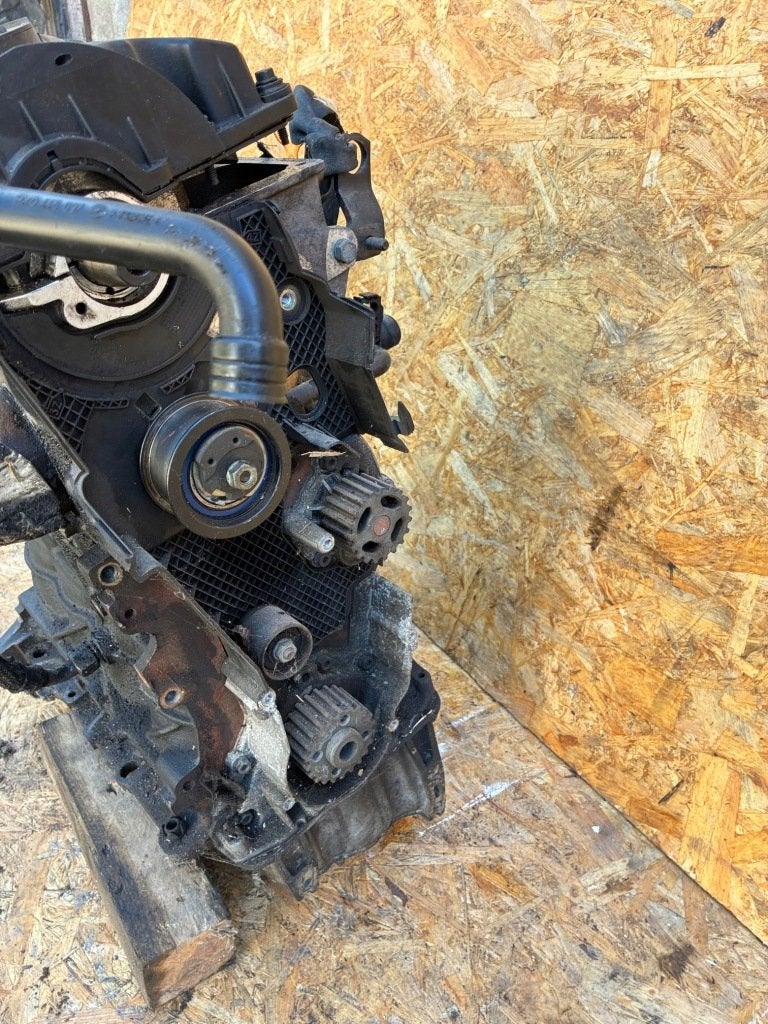 Moteur AWX Nu A4 PASSAT AUDI VW A6 SUPERB SKODA, Envoi, Utilisé, Daihatsu
