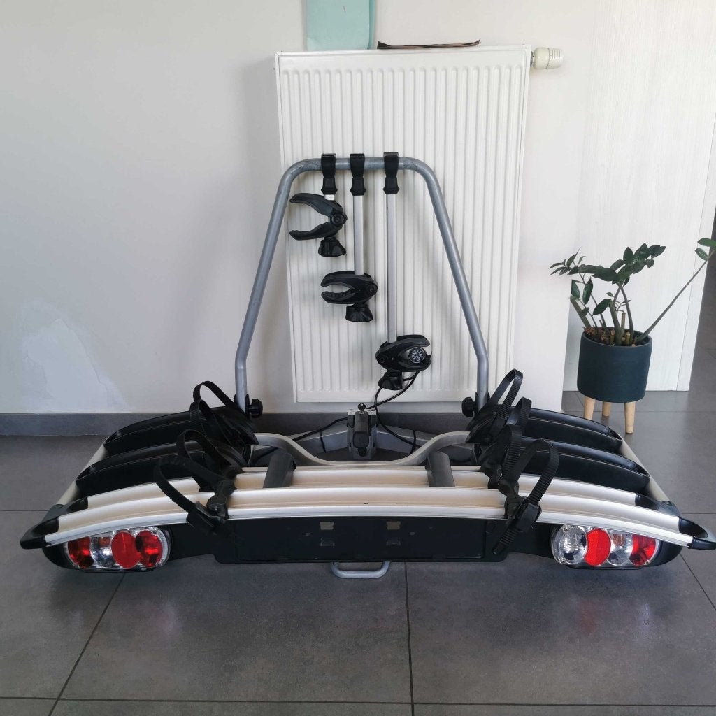 Thule EuroClassic G6 929 – 3 fietsen + adapter voor 4e fiets, Ophalen, 3 fietsen of meer, Zo goed als nieuw, Trekhaakdrager