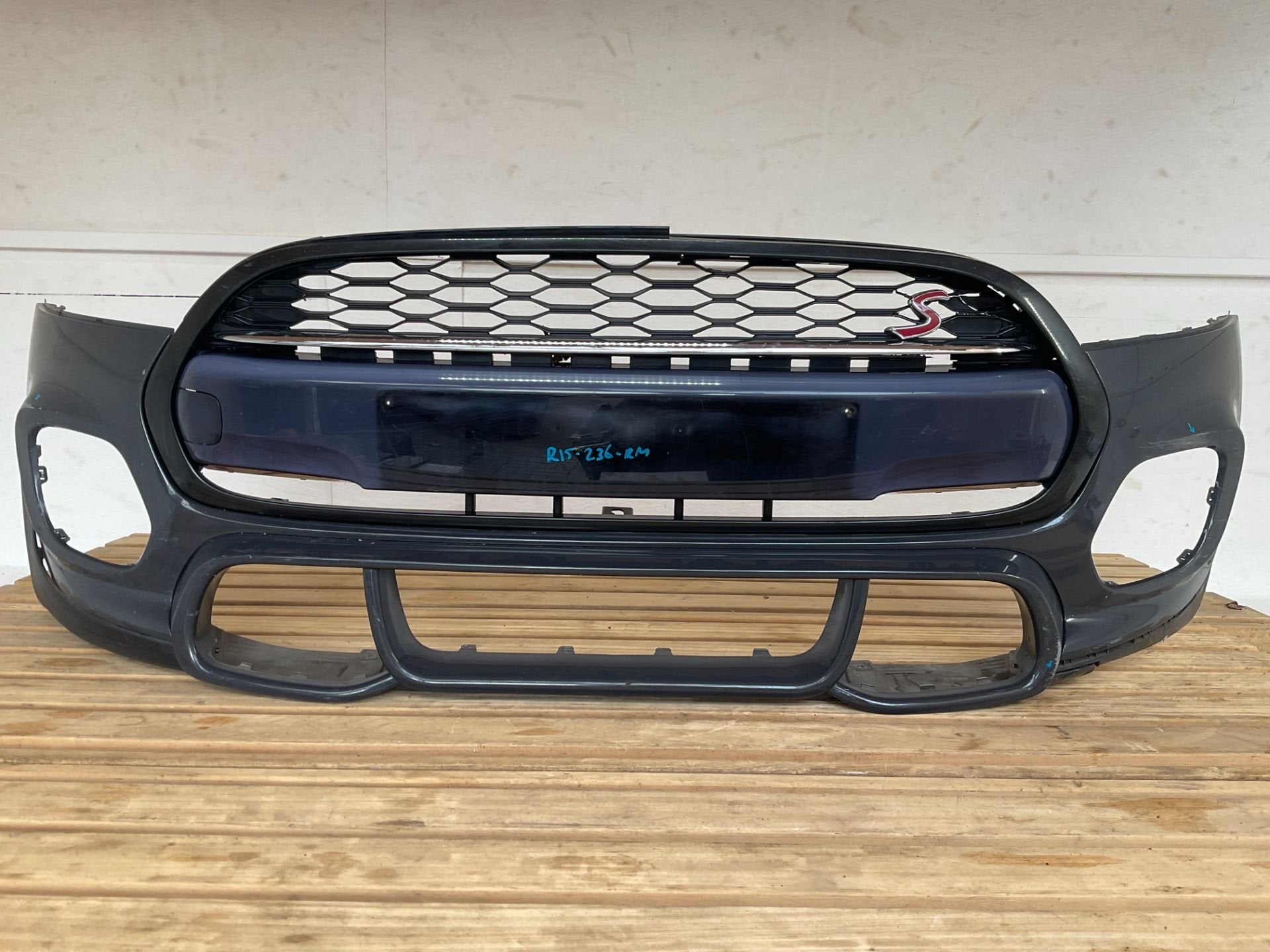 Bumper Mini Cooper S Works JCW F56 7360734 Voorbumper R15-23, Auto-onderdelen, Gebruikt, Voor, Customer.service@mini.co.uk, Mini