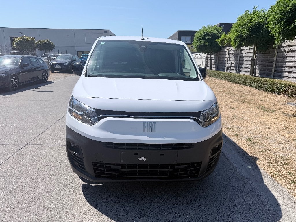 Fiar doblo/3ZIT/Diesel/camera/cruise/airco/carplay/, Auto's, Euro 6, Wit, Bedrijf, 5 deurs