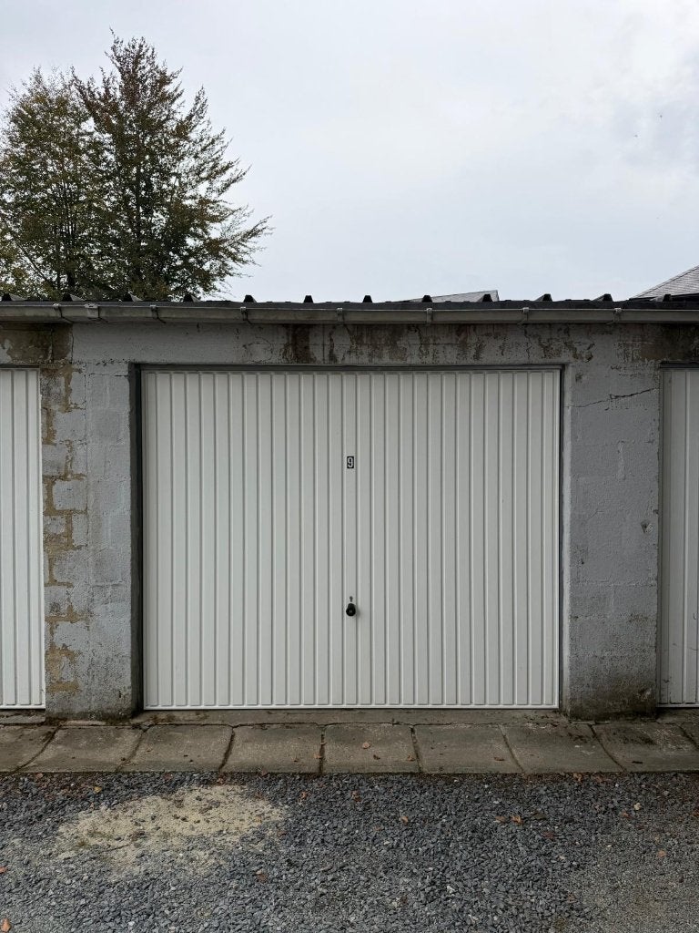 Garage à louer, Province de Luxembourg