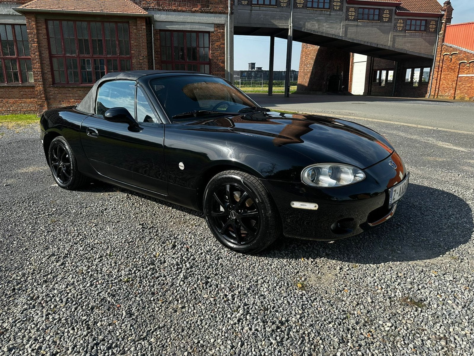 Mazda MX5 NBFL - 1.8VVT - gekeurd, Auto's, Mazda, Zwart, 4 cilinders, Cabriolet, 1840 cc
