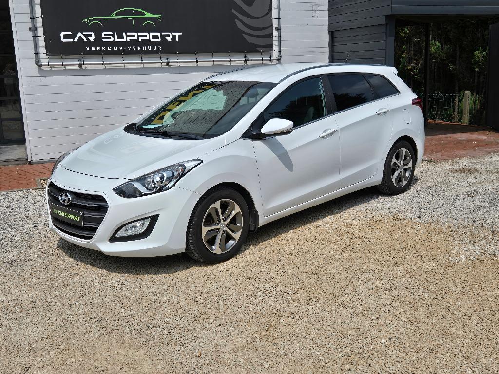 Hyundai I30 Wagon 1.6GDI Automatic, seulement 87203 km, Autos, Euro 6, Entreprise, Garantie prolongée, Carnet d'entretien
