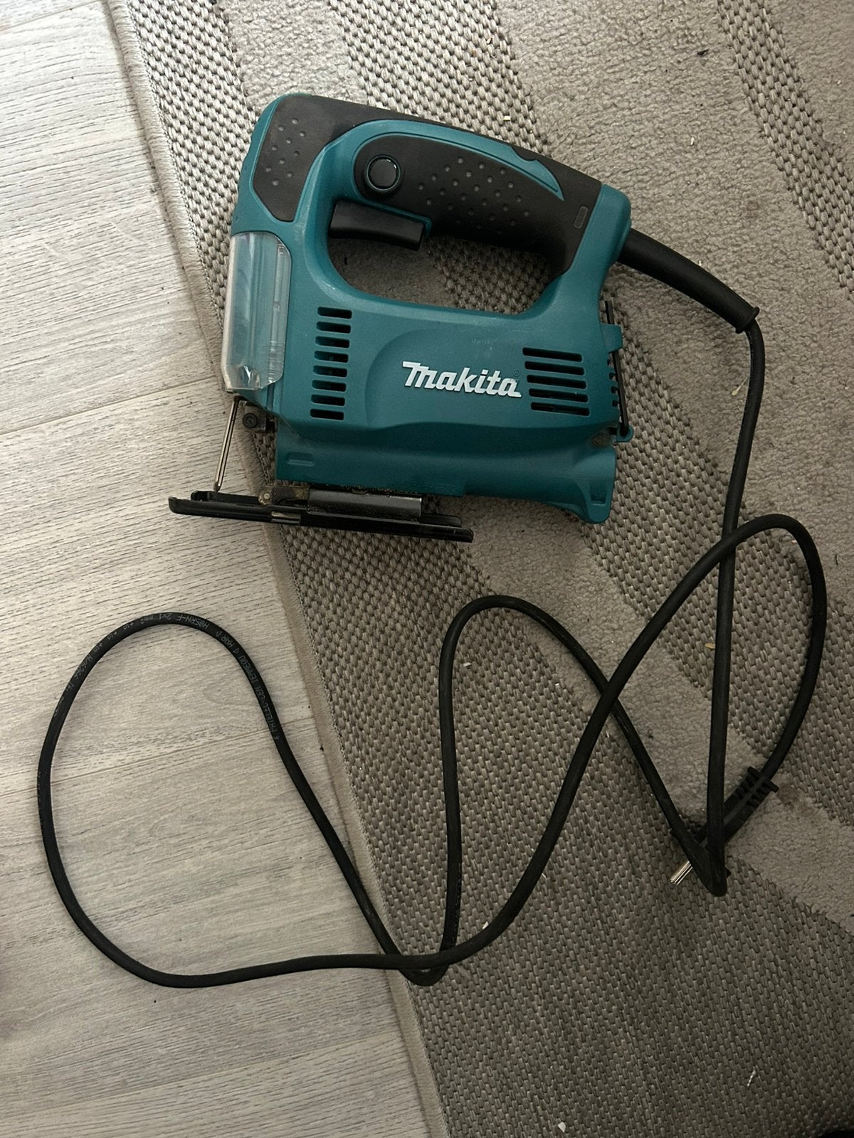 Scie sauteuse makita, Bricolage & Construction, Enlèvement ou Envoi, Comme neuf, Scie sauteuse