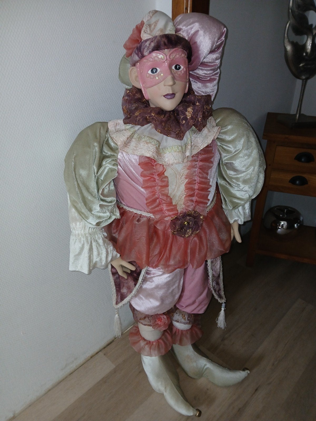 tres arleqin rose et blanc 1m20 h, Ophalen, Zo goed als nieuw
