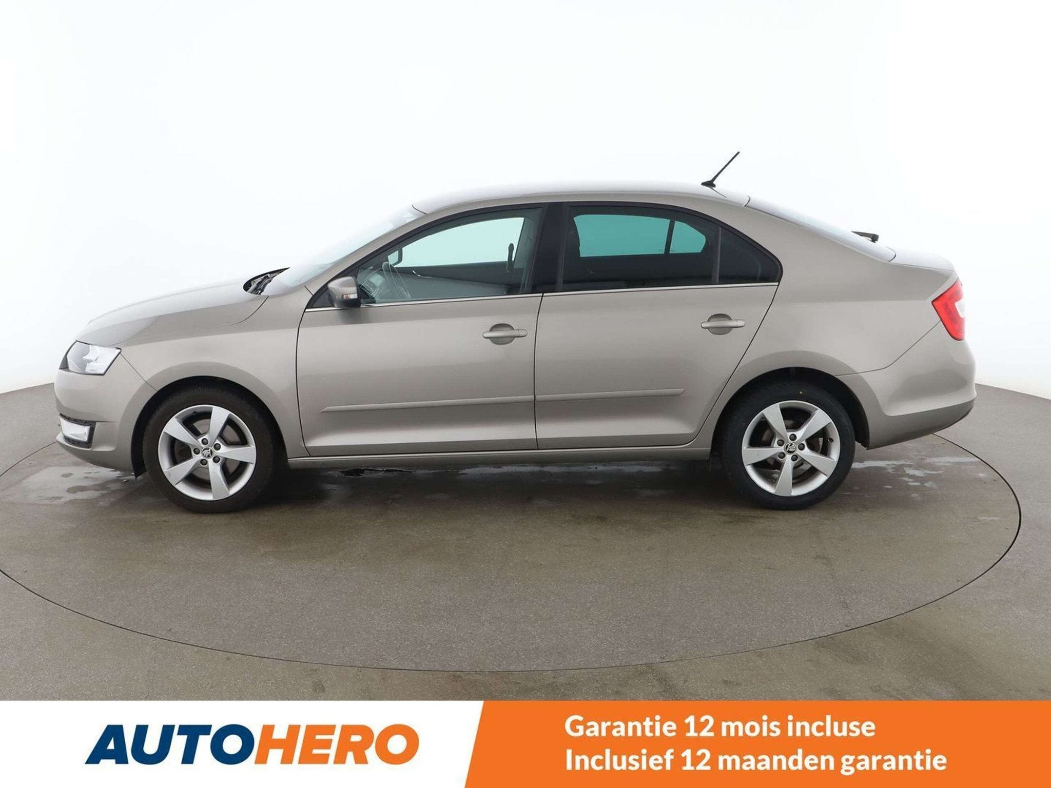 Skoda Rapid/Spaceback 1.2 TSI Ambition (bj 2017), Auto's, Voorwielaandrijving, Stof, Gebruikt, Automatische klimaatregeling