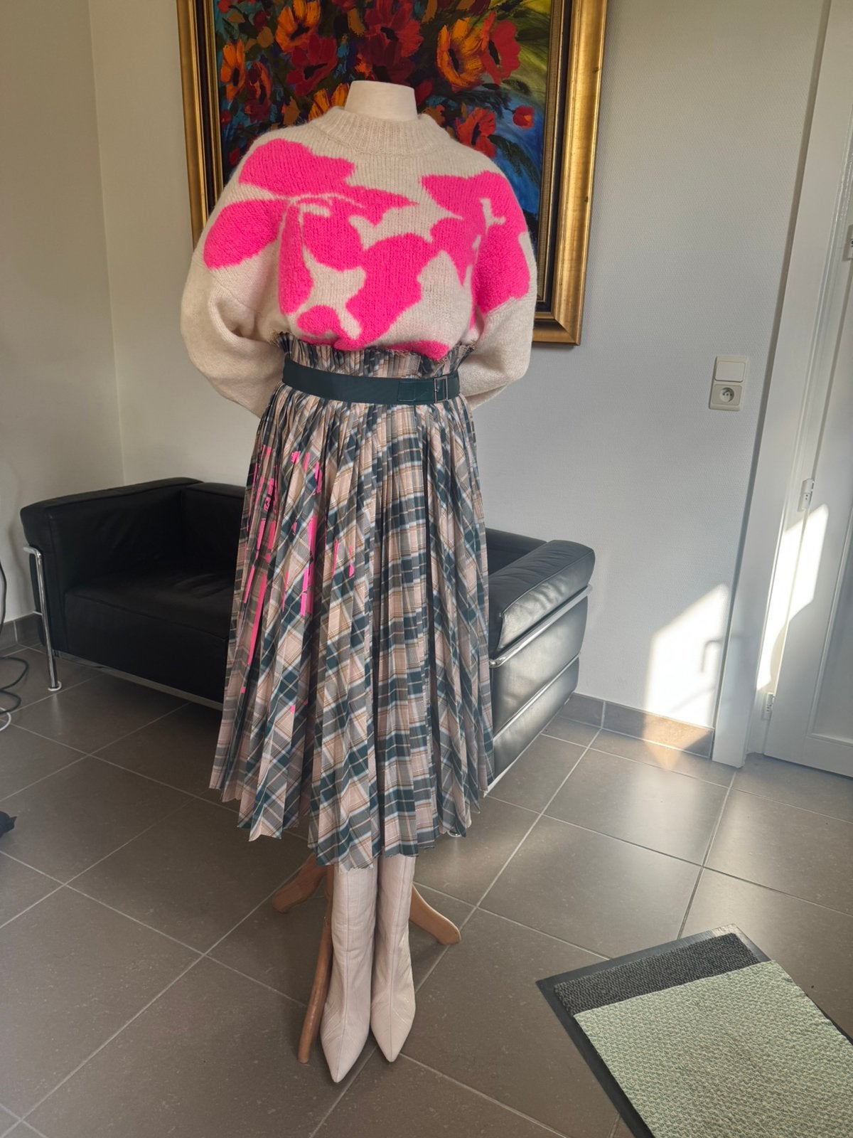 Essentiel Antwerp – Geruite plissérok met roze accenten, Kleding | Dames, Ophalen of Verzenden, Zo goed als nieuw, Maat 38/40 (M)