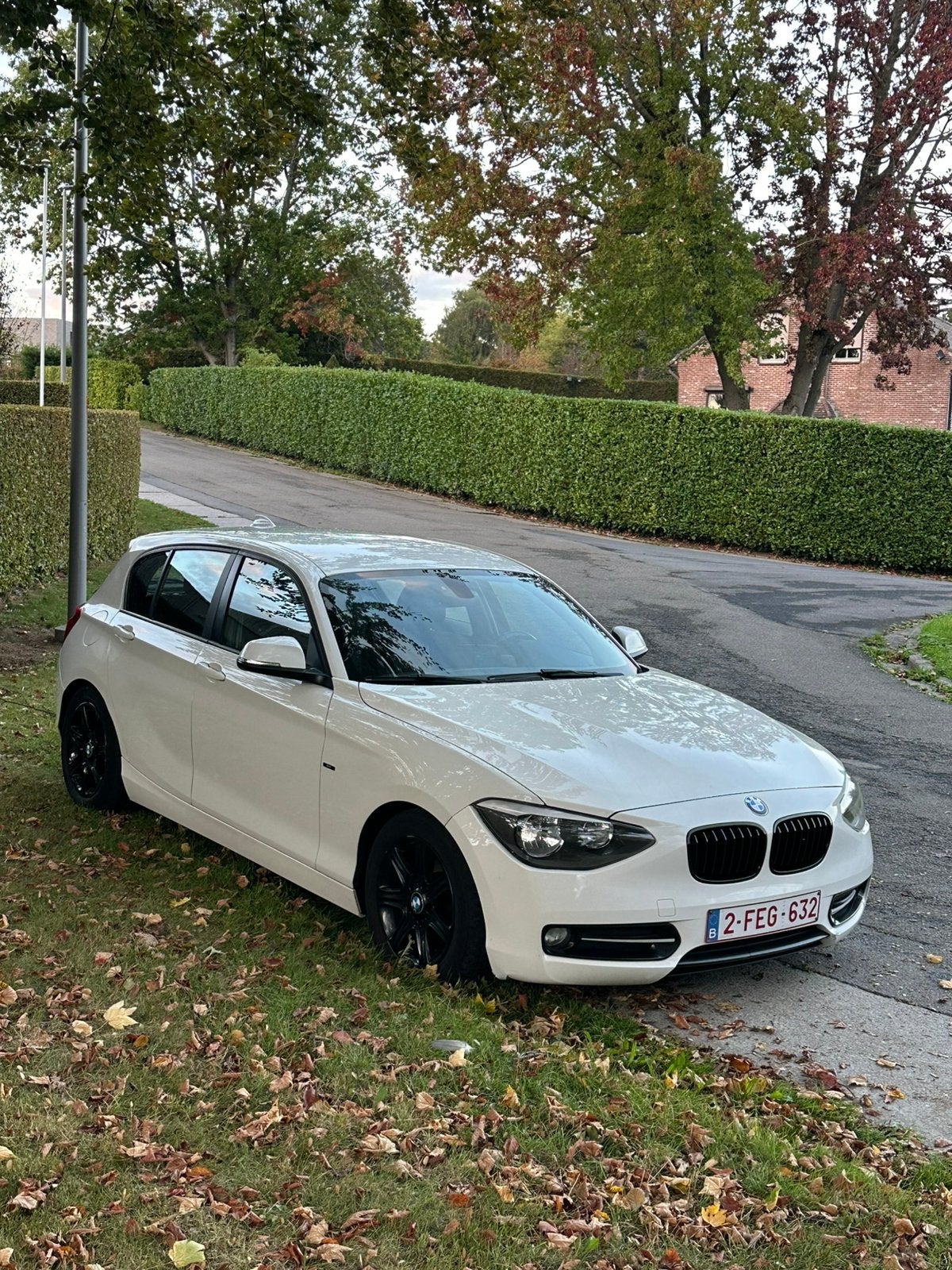 BMW 116D (2.0D) /ENTRETIEN PAR LE CONCESSIONNAIRE, Euro 5, Noir, 5 portes, Particulier