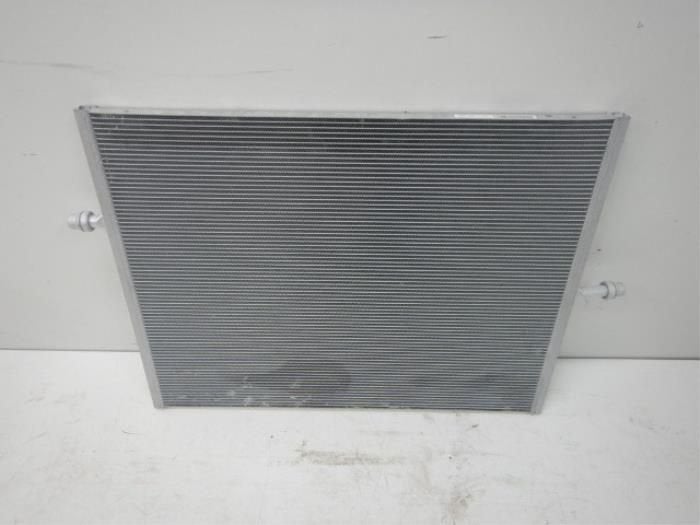 Radiateur Mercedes Sprinter (22741308), Enlèvement ou Envoi, Utilisé
