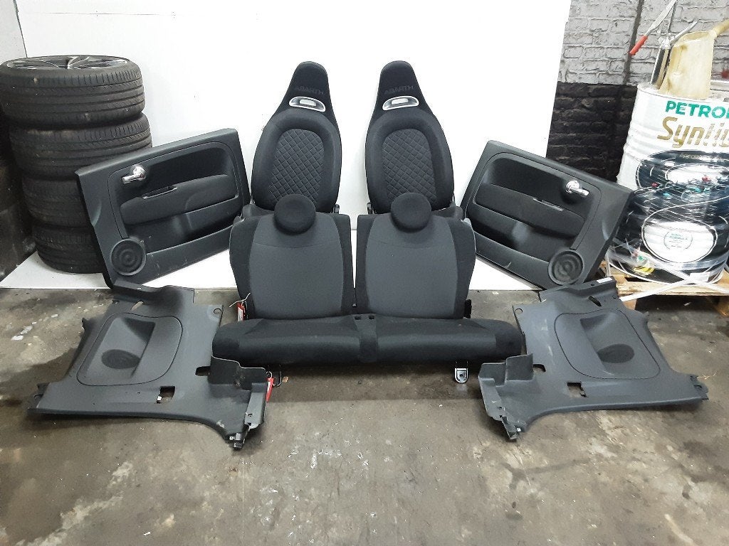 INTERIEUR COMPLET Abarth 500 / 595 / 695 (01-2008/-), Taurusavenue 1
2132 LS  Hoofddorp, NL, Webaccessibility@stellantis.com, Stellantis N.V.