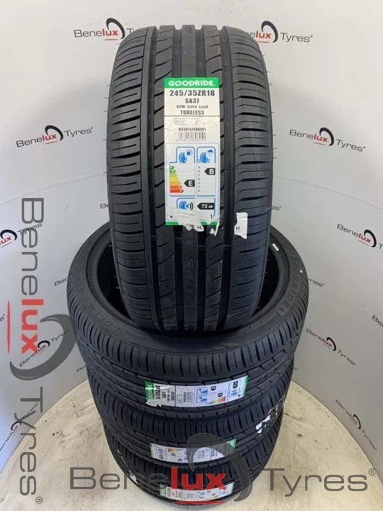 NIEUW 245/35ZR18 245/35R18 245/35/18 245/35 ZR18 R18 2453518, Autos : Pièces & Accessoires, Neuf, 245 mm, -, Véhicule de tourisme