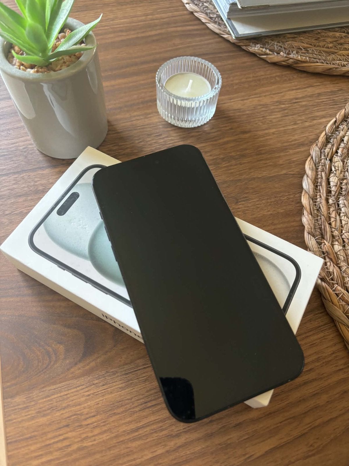 iPhone 15 Plus 128 Go Noir Carbone – Impeccable, Télécoms, 128 GB, Comme neuf, Enlèvement, Noir