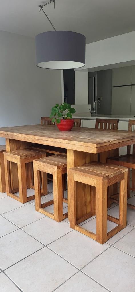 Teak eettafel, Ophalen