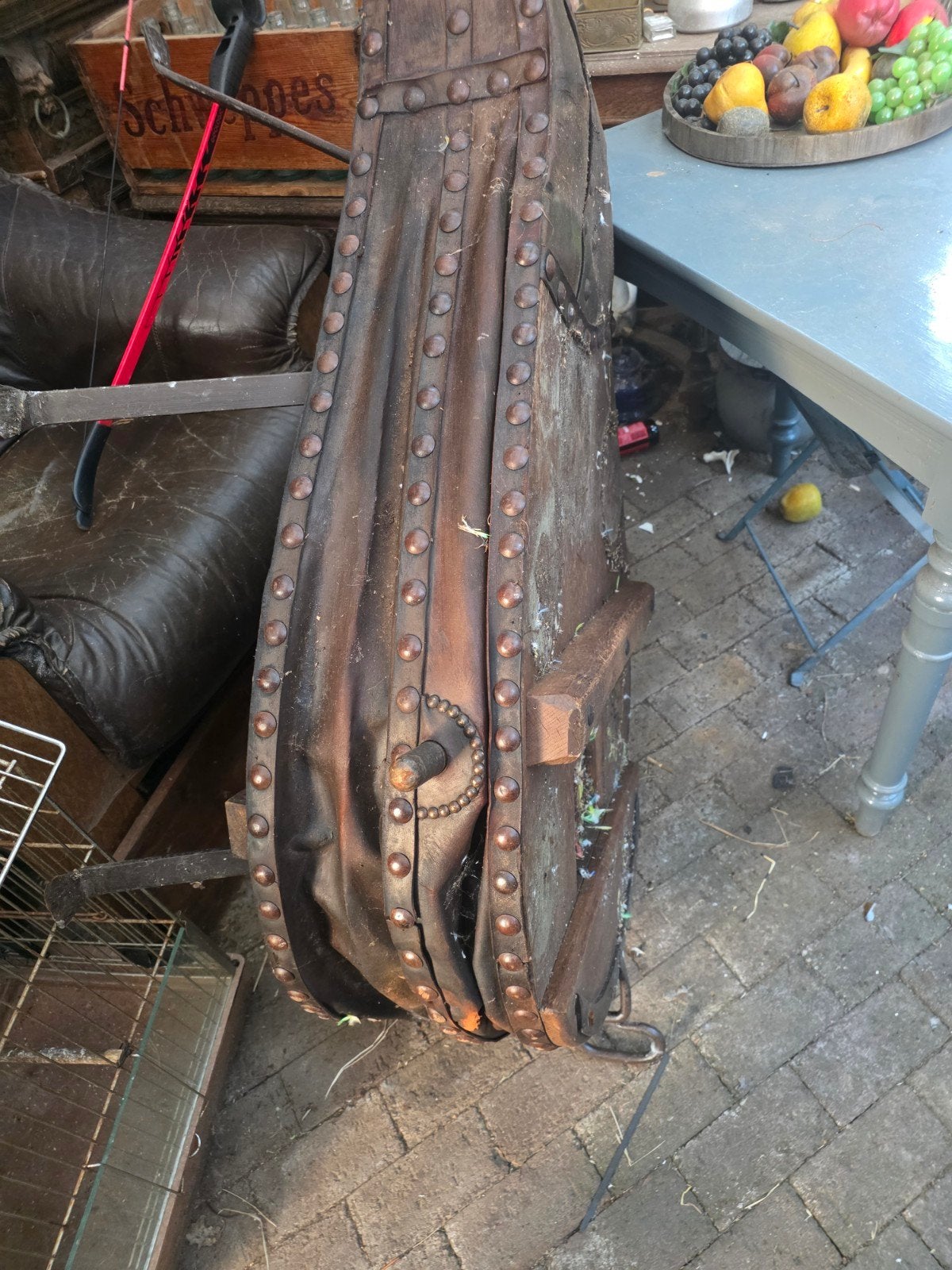 Oude blaasbalk uit oude smidse, Antiek en Kunst, Antiek | Gereedschap en Instrumenten, Ophalen of Verzenden